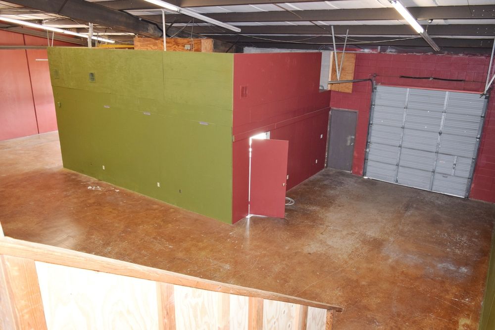 Retail For Lease: 5880 Siegen Ln, Baton Rouge, LA 70809